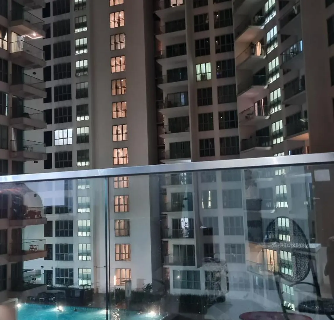 Hostel At Regalia Residence Куала-Лумпур